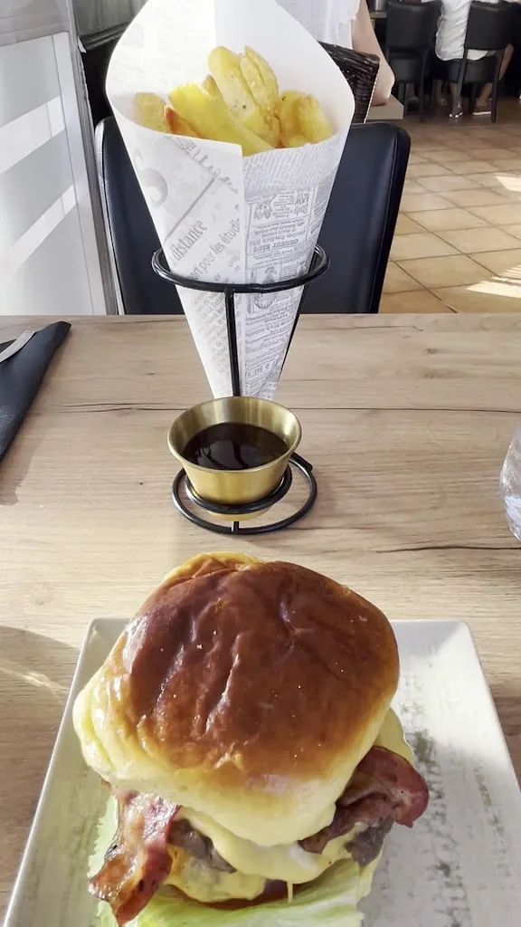 Nolo's_Benijofar_slider_image_2