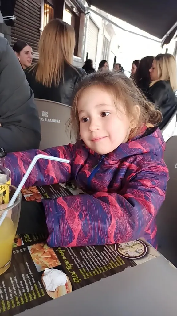 Cervecería Doña Rosquita Bar de tapas en Granada_Zaidín_slider_image_2