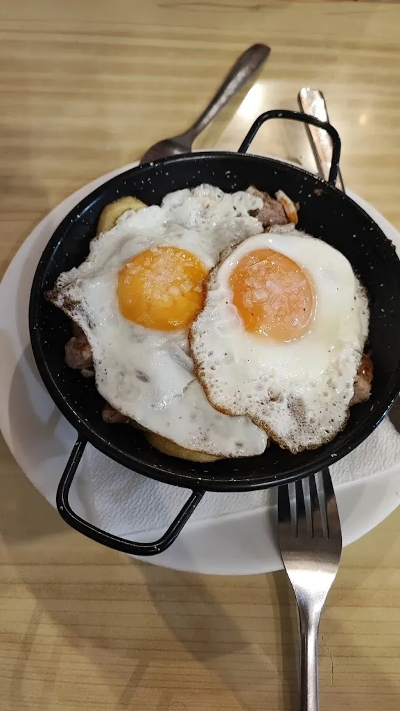 Iván Rodríguez Noguera_Mesón la Loma_Zaidín_review