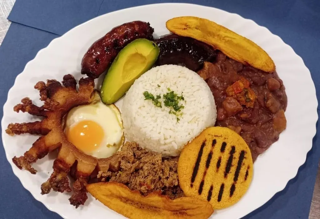 Don Jhon Restaurante Latino_Zaidín_slider_image_3