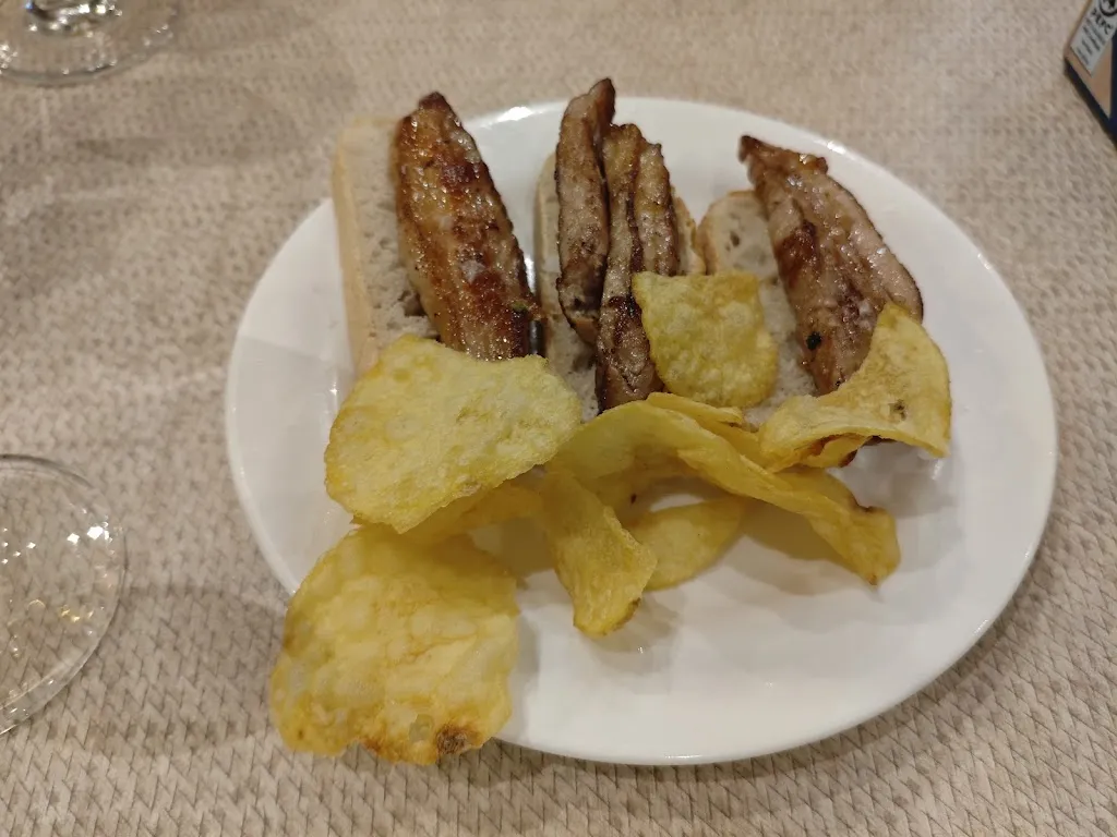 Antonio José López Lorente_Taberna la mula coja_Zaidín_review