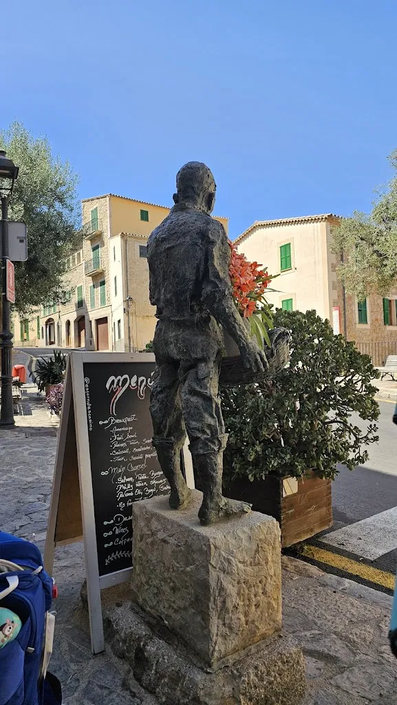 Lynne Carrick-Leary_El Forn del Casino _Banyalbufar_recensione