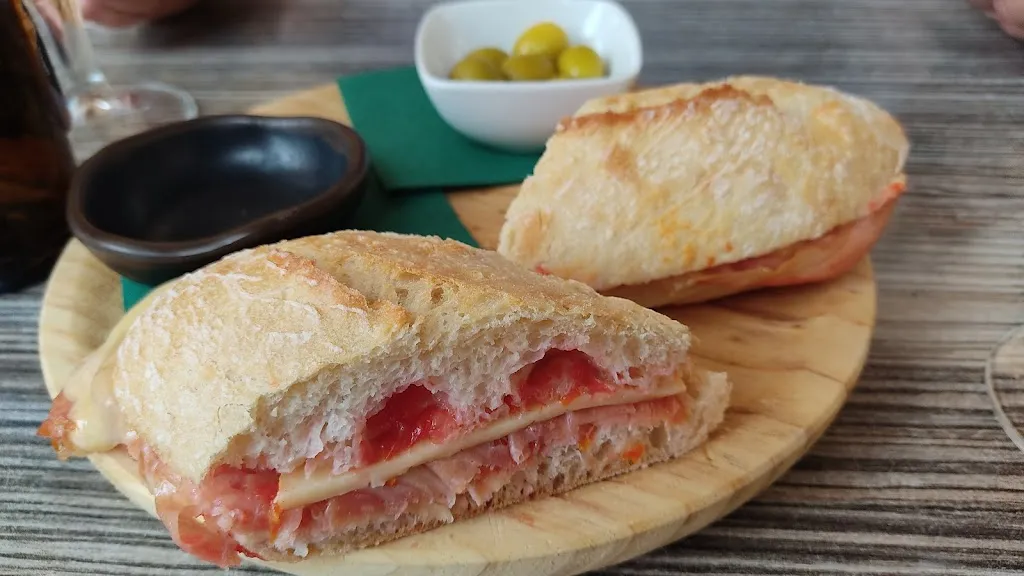 Mafalda Pontes_El Bodegon de Luis_Banyalbufar_review