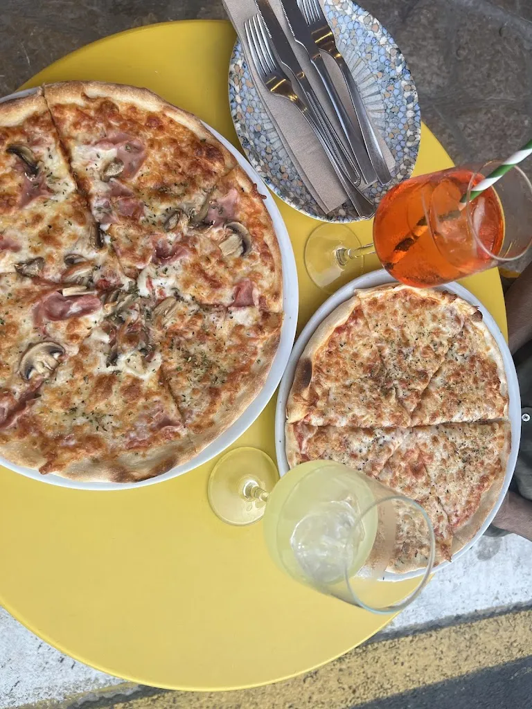 lale sadeghloo_Dinamics_Banyalbufar_review