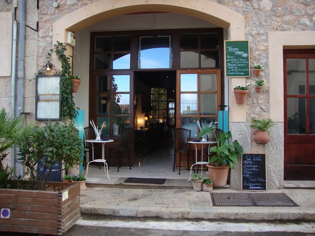 Es Trast restaurant in Banyalbufar