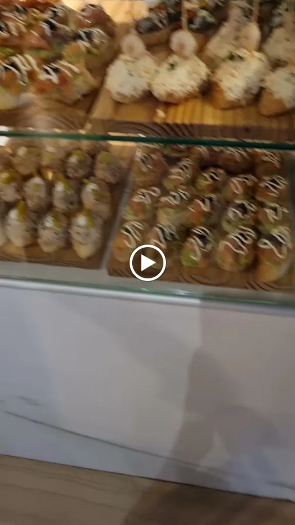 S'ECONOMAT dels Basquetes// Coffees, pintxos, plato del dia, burguers, & mas_Bunyola_slider_image_2