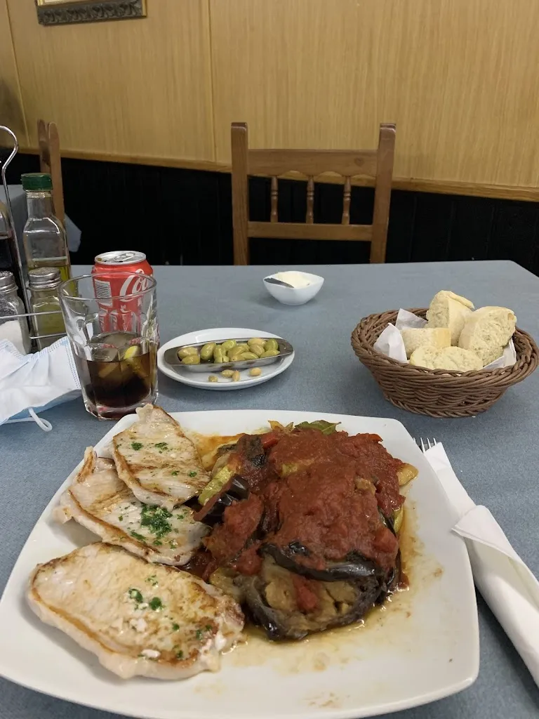 Thomas Benjamin_Bar Central Bunyola_Bunyola_recensione