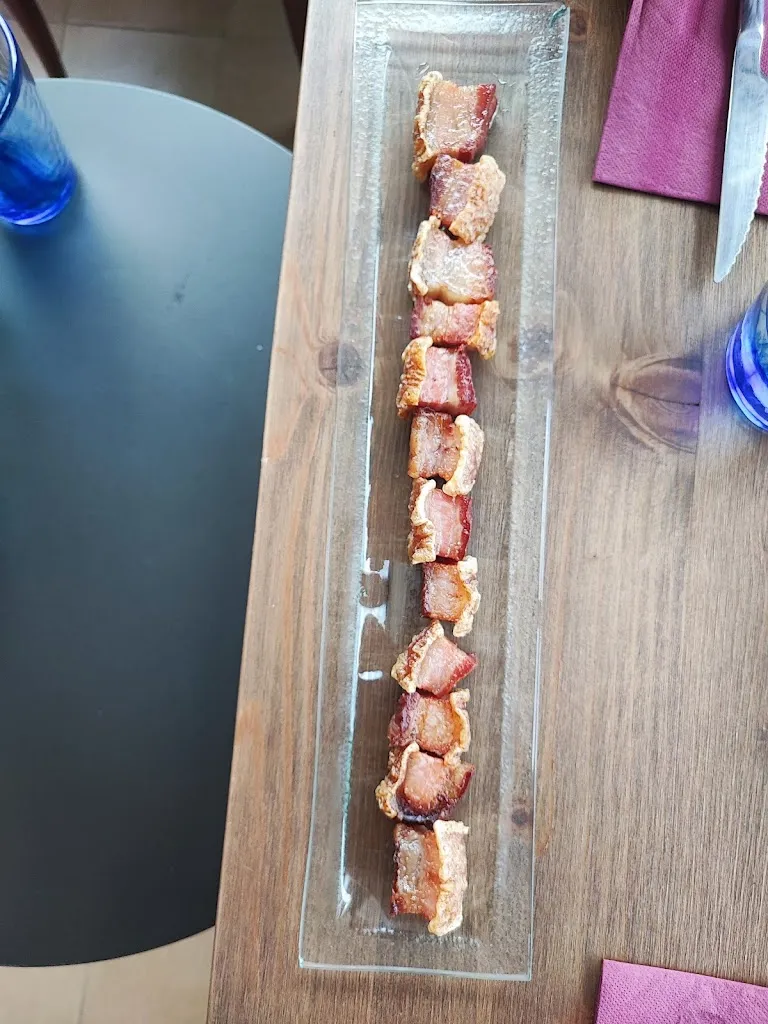 David Mulet Foster_El Óleo Vermuteria_Bunyola_review