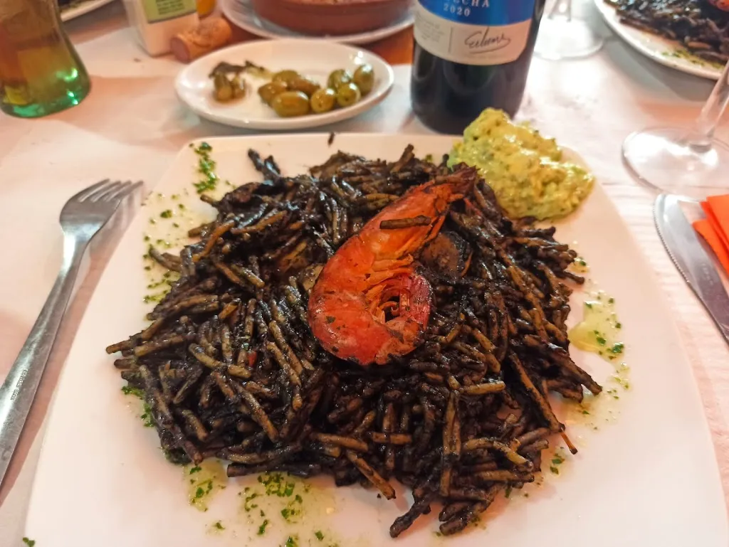 Liza S_Bar Es Passeig_Bunyola_review