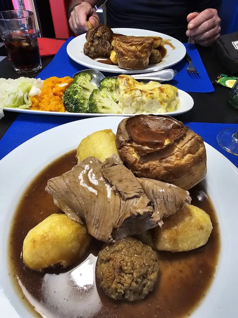 Elaine Denise Thornton_The American Diner - Benimar_Benijofar_review