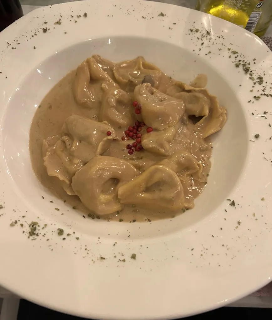 Ryan M_Basico Gastrobar_Alcúdia_review