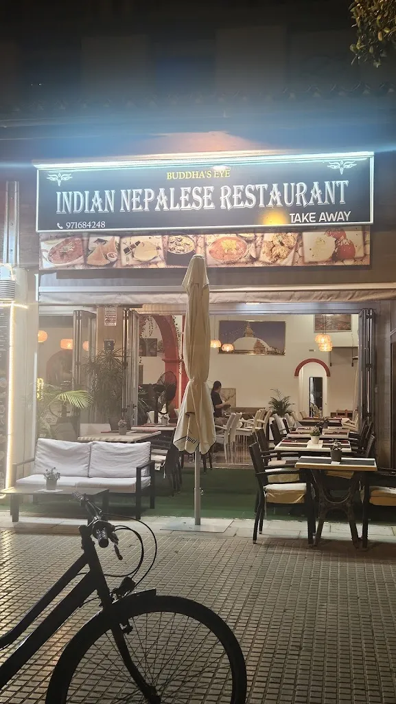 Rajan Vekaria_Buddha's eye Indian resturante_Alcúdia_review