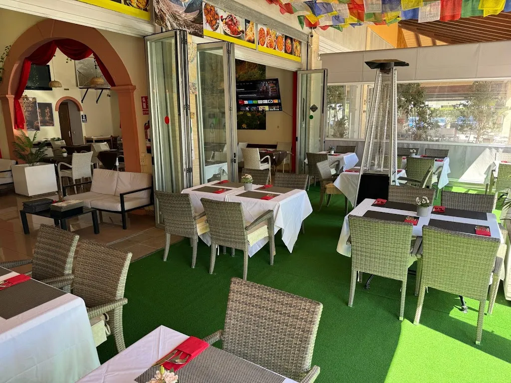 Buddha's eye Indian resturante_Alcúdia_slider_image_1