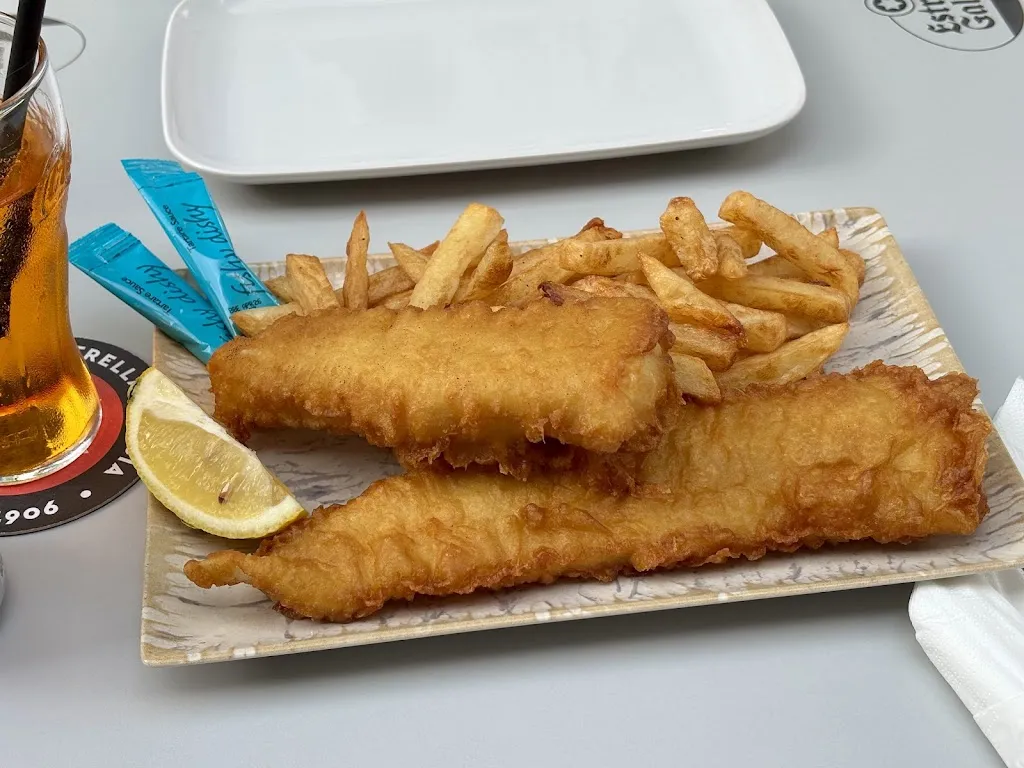 Alperen Tekin_Lloyd's Fish & Chips_Alcúdia_review