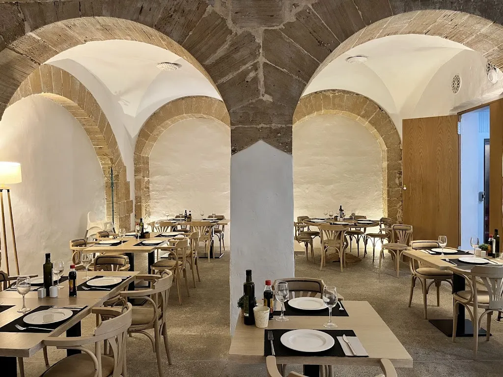 Jan Chen (Jc)_Can Polit Tapas_Alcúdia_review