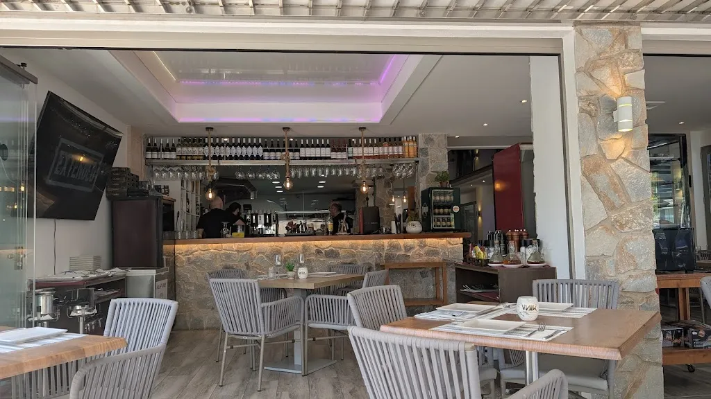 Unik Restaurante Puerto de Alcudia_Alcúdia_slider_image_1