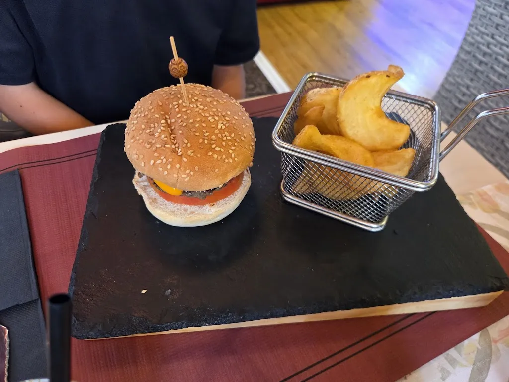 Dawid Lamperski_Restaurante y Pizzería La Fuente_Alcúdia_review