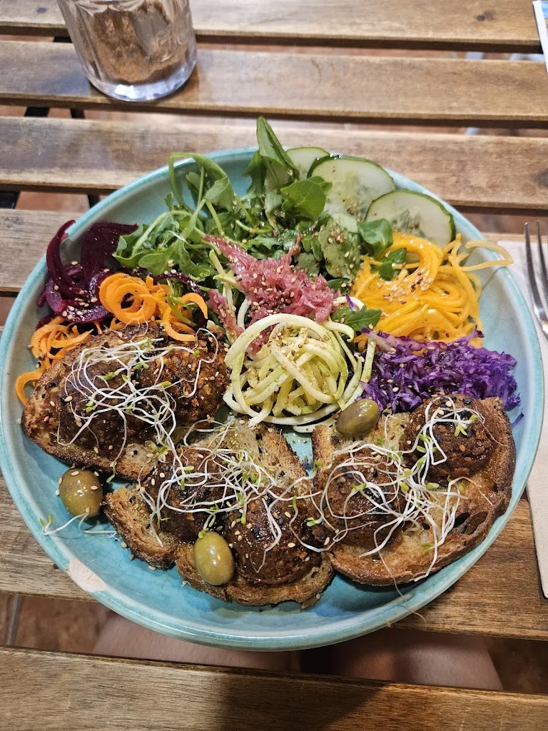 Kasmin Ventham_Verdeteja_Alcúdia_review