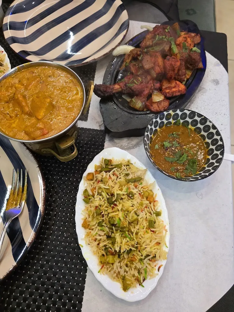 Justina P._Taylor's Cocktail & Restaurant_Calvià_review