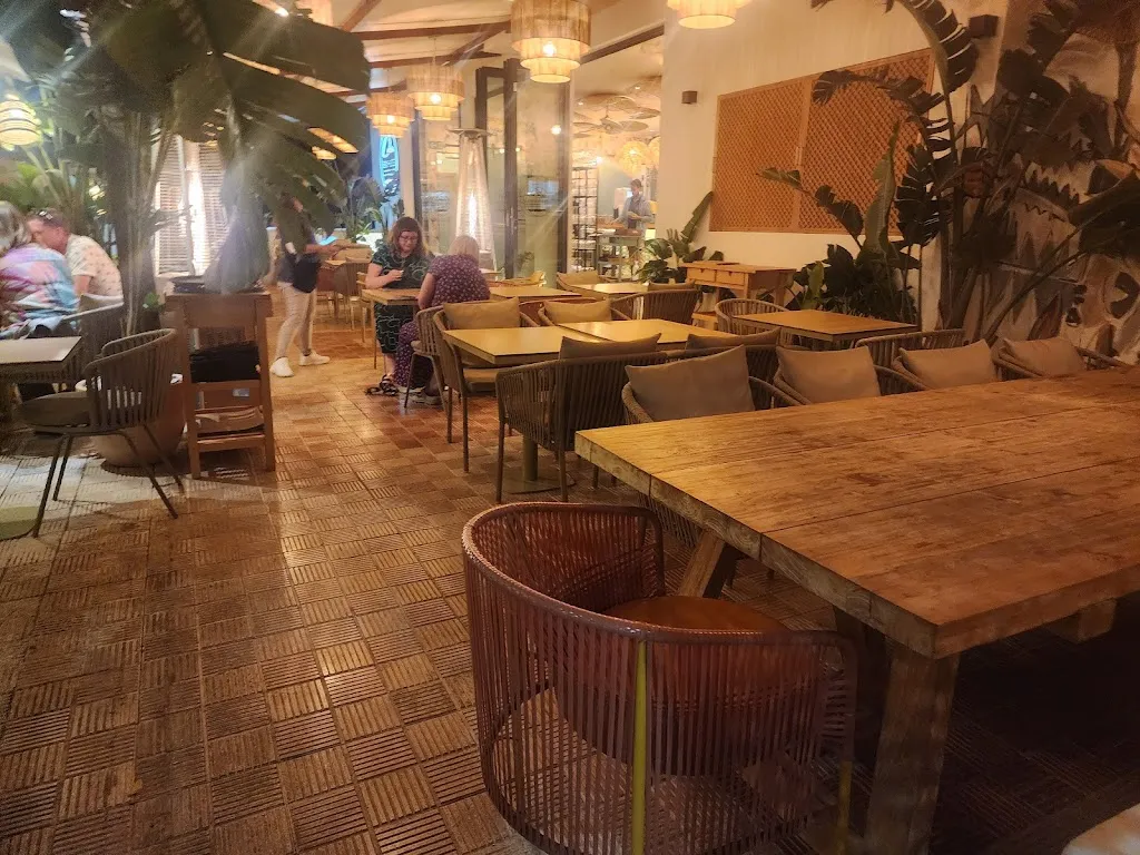 Freddie Sayers_Calvia Beach House_Calvià_review