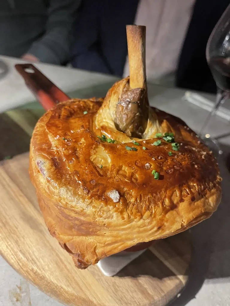 Katherine Sawszak-Pierce_No11_Andratx_recensione