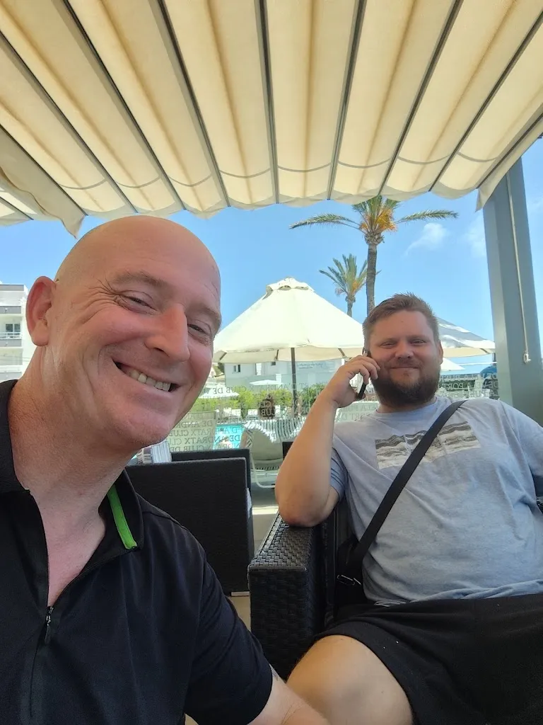 Alex Bell_Restaurante Club de Vela_Andratx_review