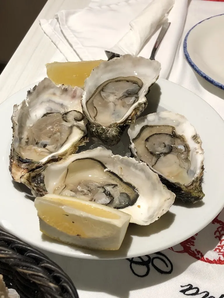 KC Hong_Marisquería Galicia_Andratx_review