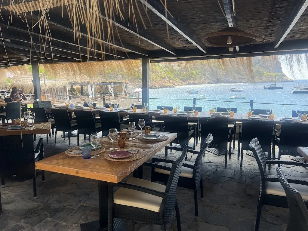 Beach Club Gran Folies_Andratx_slider_image_3