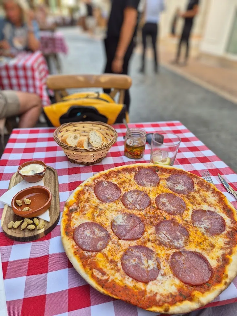 Alexander Styrup_Ciao Bello de Salvatore_Andratx_review