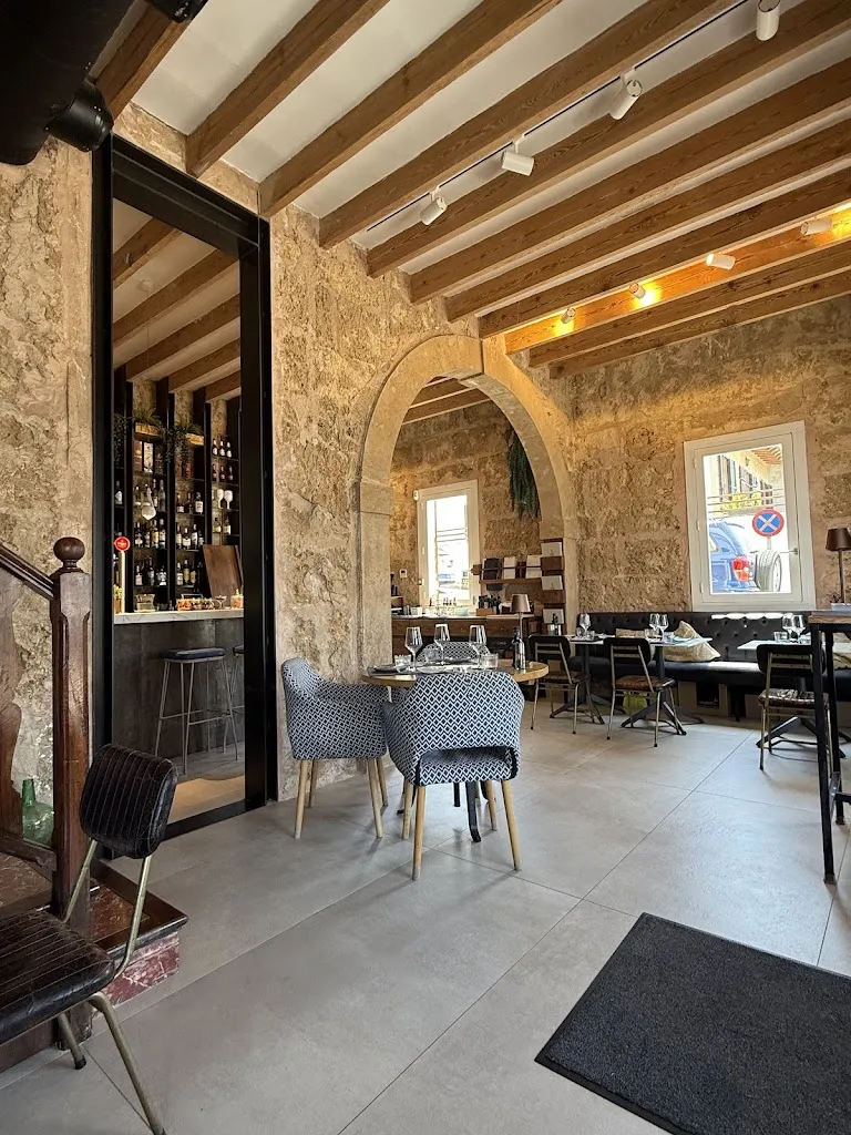 MaireCaitlin Casey_La Universal Port d´Andratx_Andratx_review