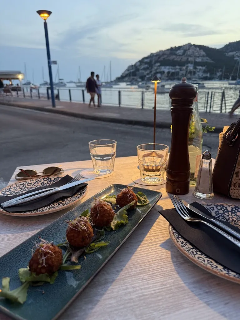 Martina Burzio_House of Sunset_Andratx_review