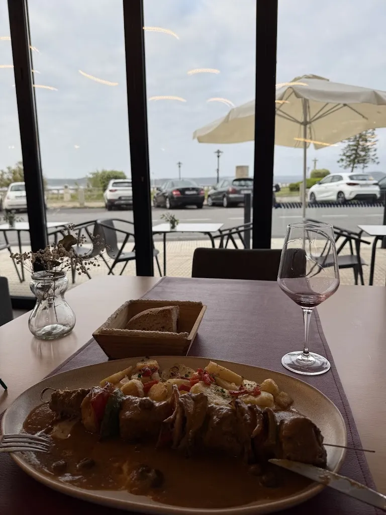 Brendan M_Son de Mar_Camariñas_review