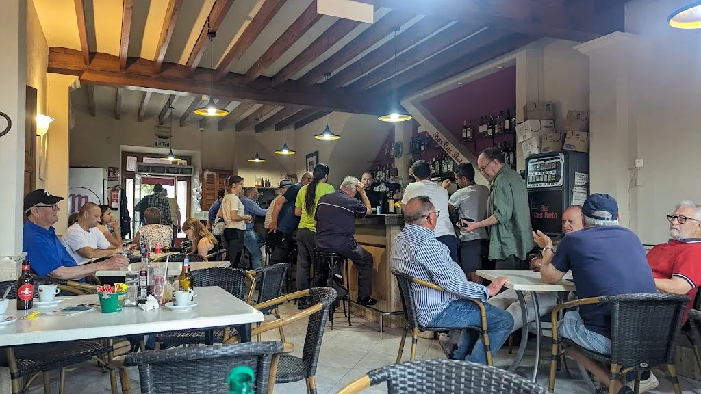 Andrew Bray_Bar Cas Reto_Campanet_review