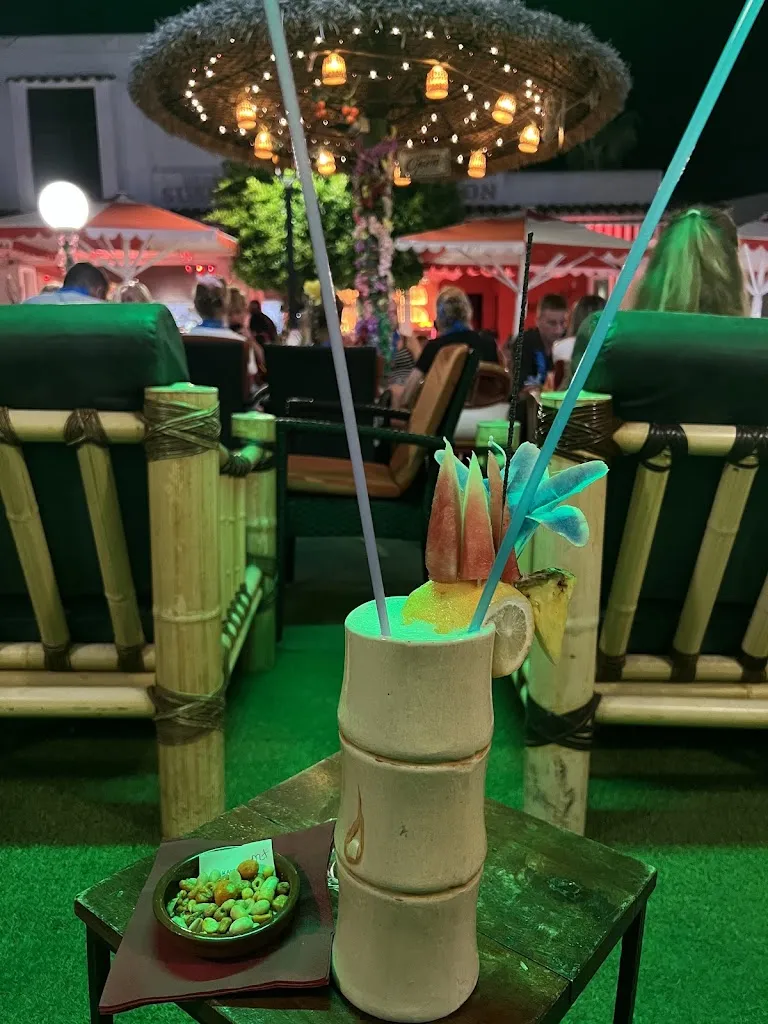 Viktoriia Andriukhina_Kalypsotuttifrutti_Cala d'Or_review