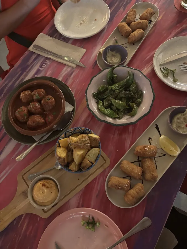 Carly S_Churchill’s_Cala d'Or_review