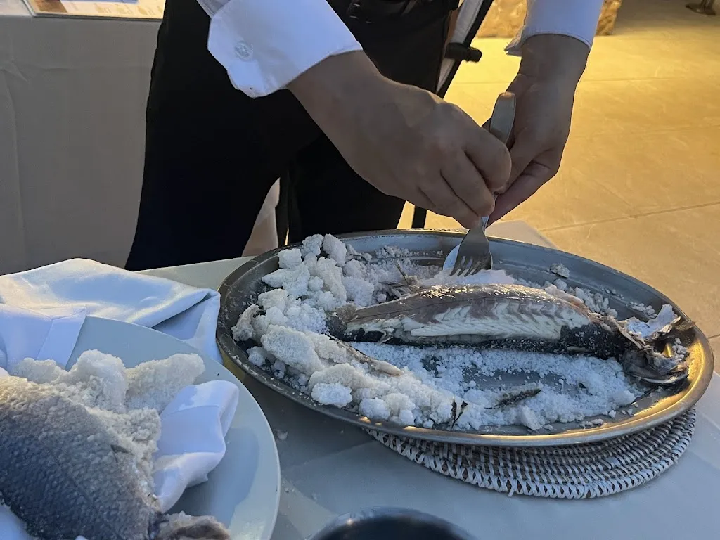 Rita Shehadeh_Porto Cari | Restaurant & Cafe_Cala d'Or_review