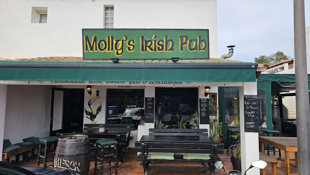 Mollys Irish Bistro & Bar restaurant in Cala d'Or