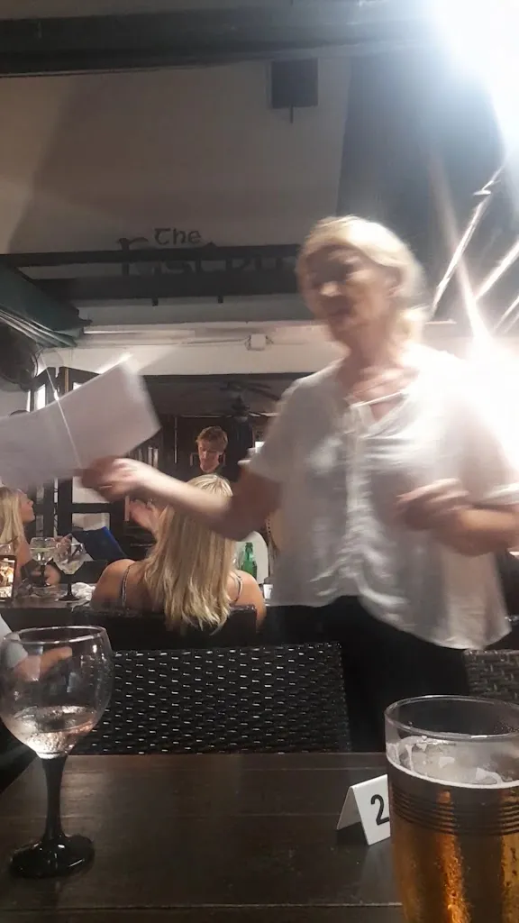 Mollys Irish Bistro & Bar_Cala d'Or_slider_image_2