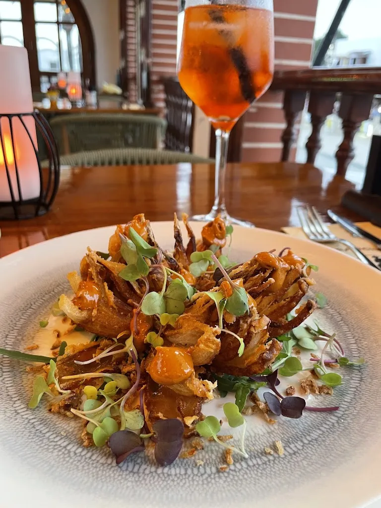 Florencia Lovera_El Patio_Cala d'Or_review