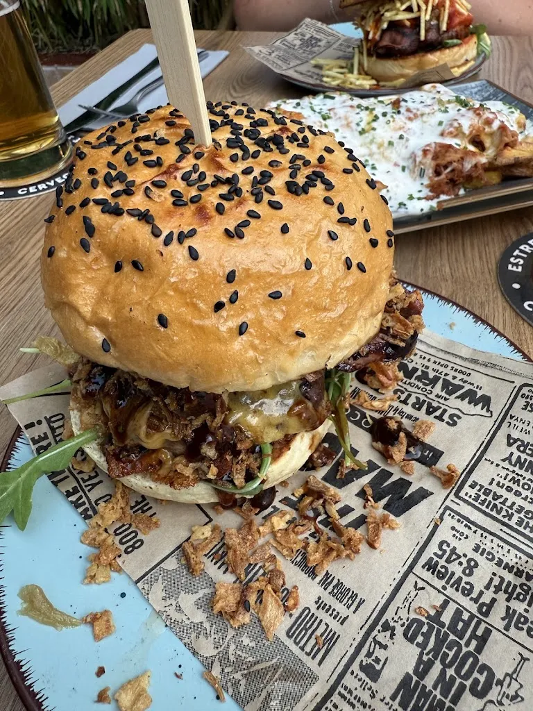 Adam Brydges_Armonía Kitchen Drinks_Can Pastilla_review