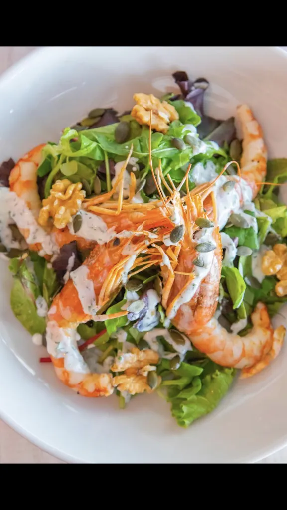 Armonía Kitchen Drinks_Can Pastilla_slider_image_3