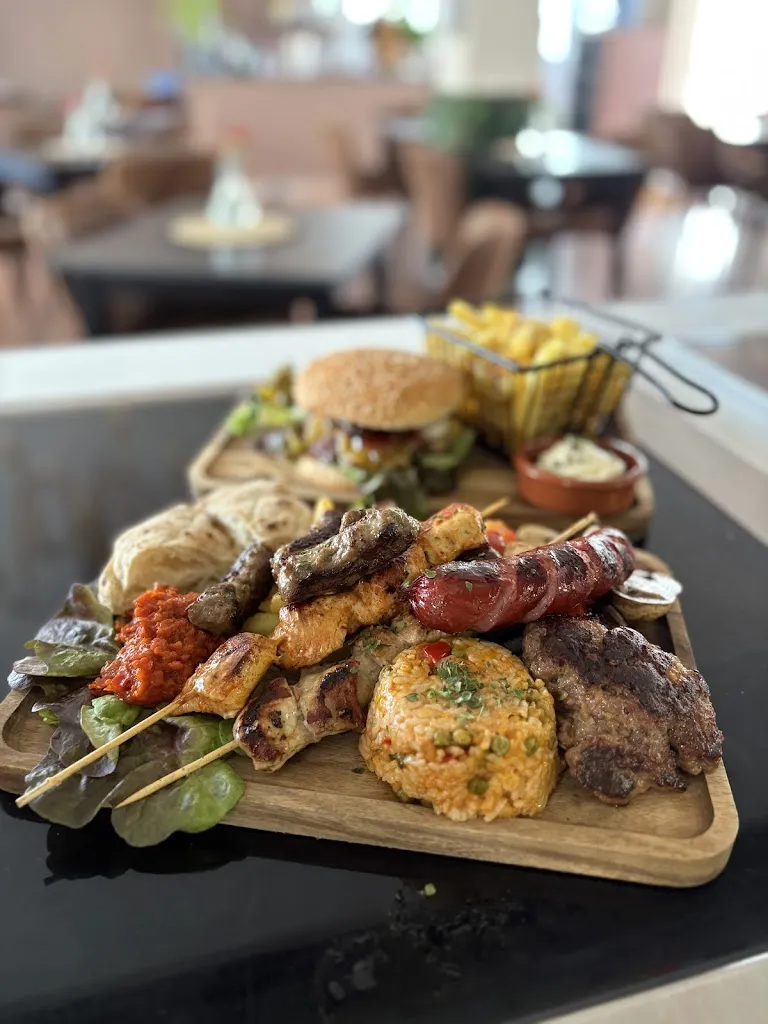 Restaurant Balcanico Mallorca_Can Pastilla_slider_image_2