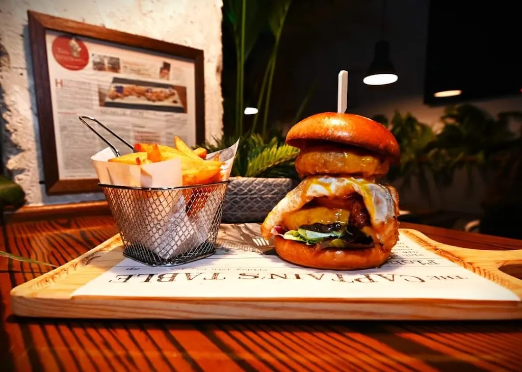 Menu_Restaurante Fins Tapas & Coctkails_Can Pastilla_immagine_8