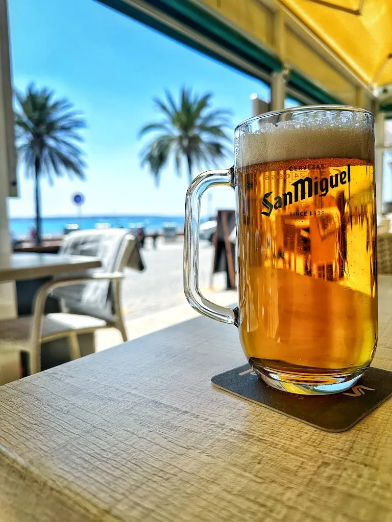 Sebastian Gorzkiewicz_Sardinia Bar & Restaurant_Can Pastilla_review