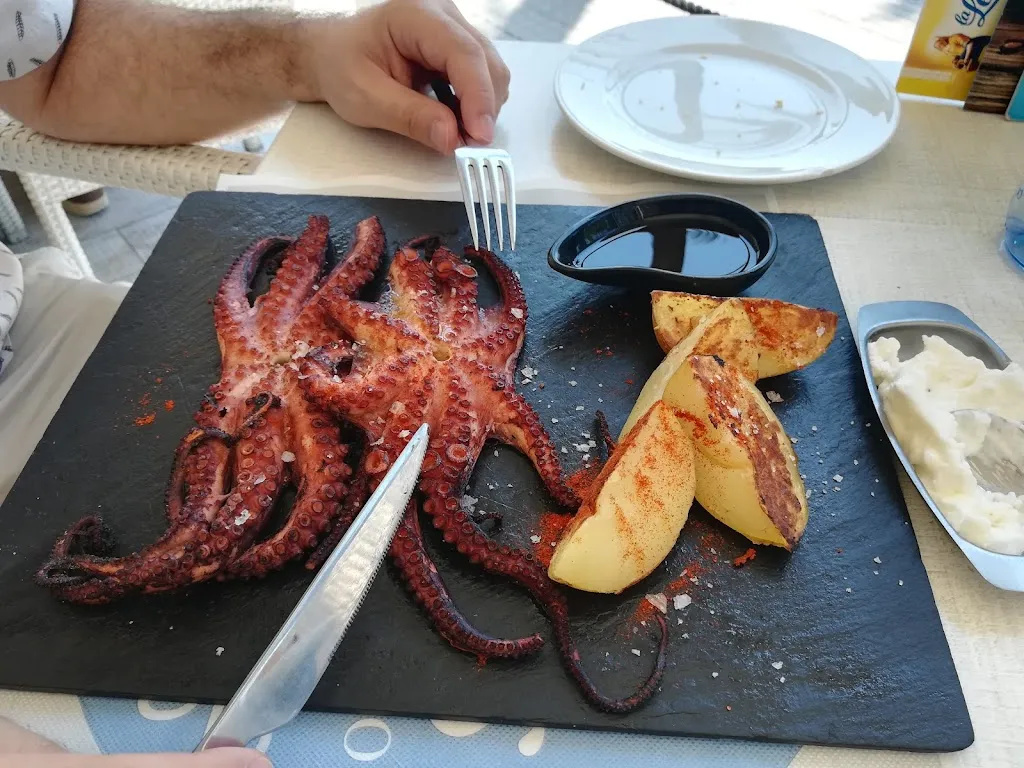 Menu_Restaurante Brisas del Mediterráneo_Can Pastilla_image_8