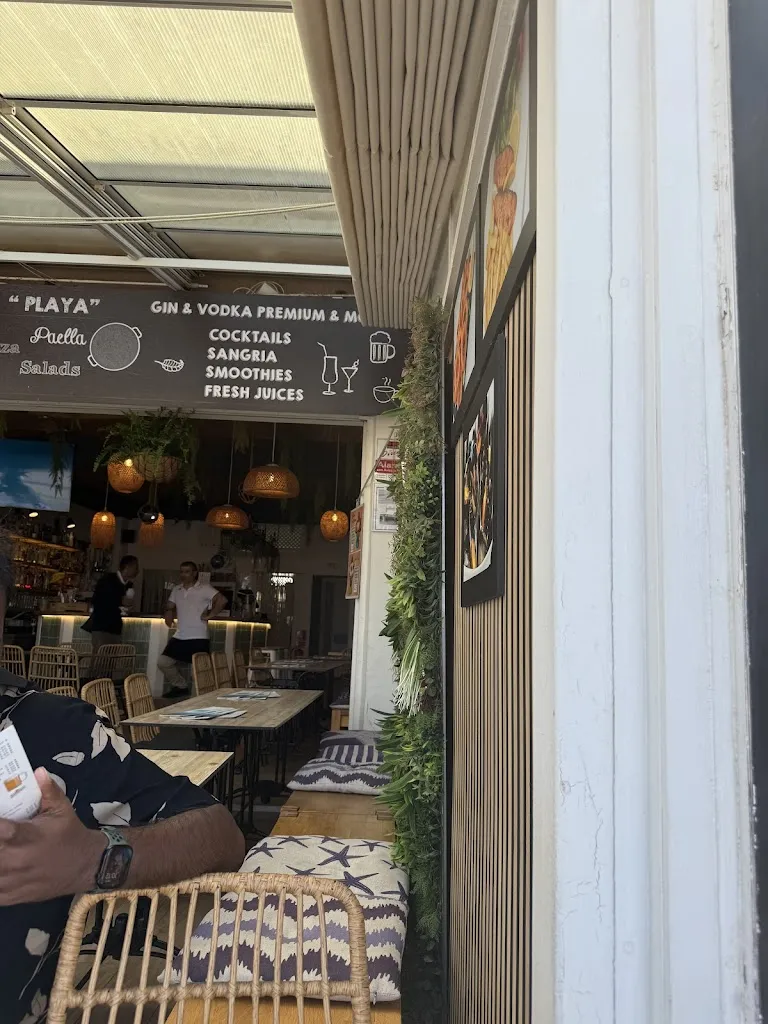 Manasa Voleti_Cafeteria Playa_Can Pastilla_review