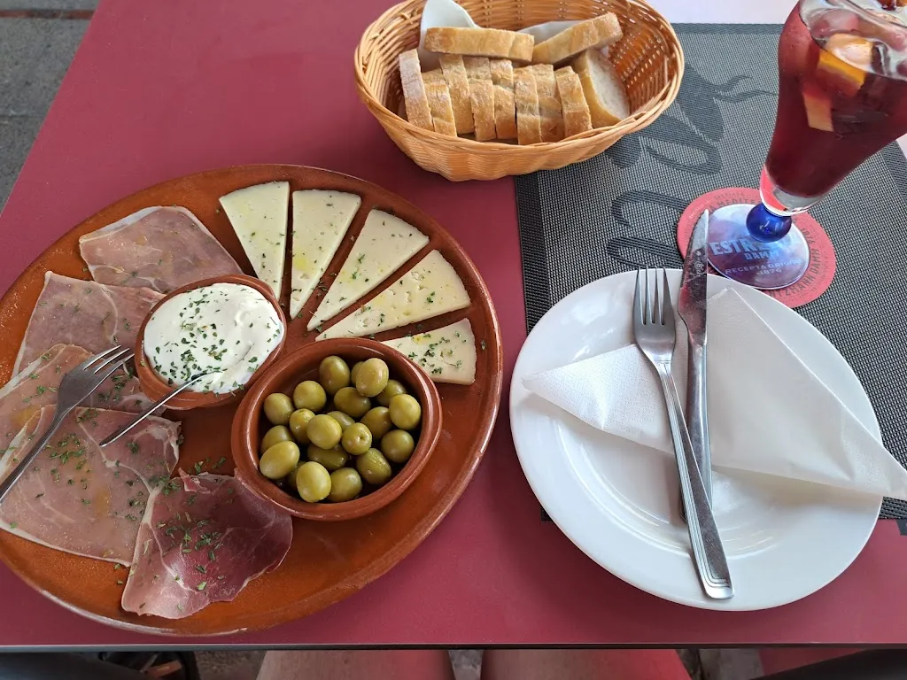 Menu_Tapas y mas_Can Pastilla_image_9