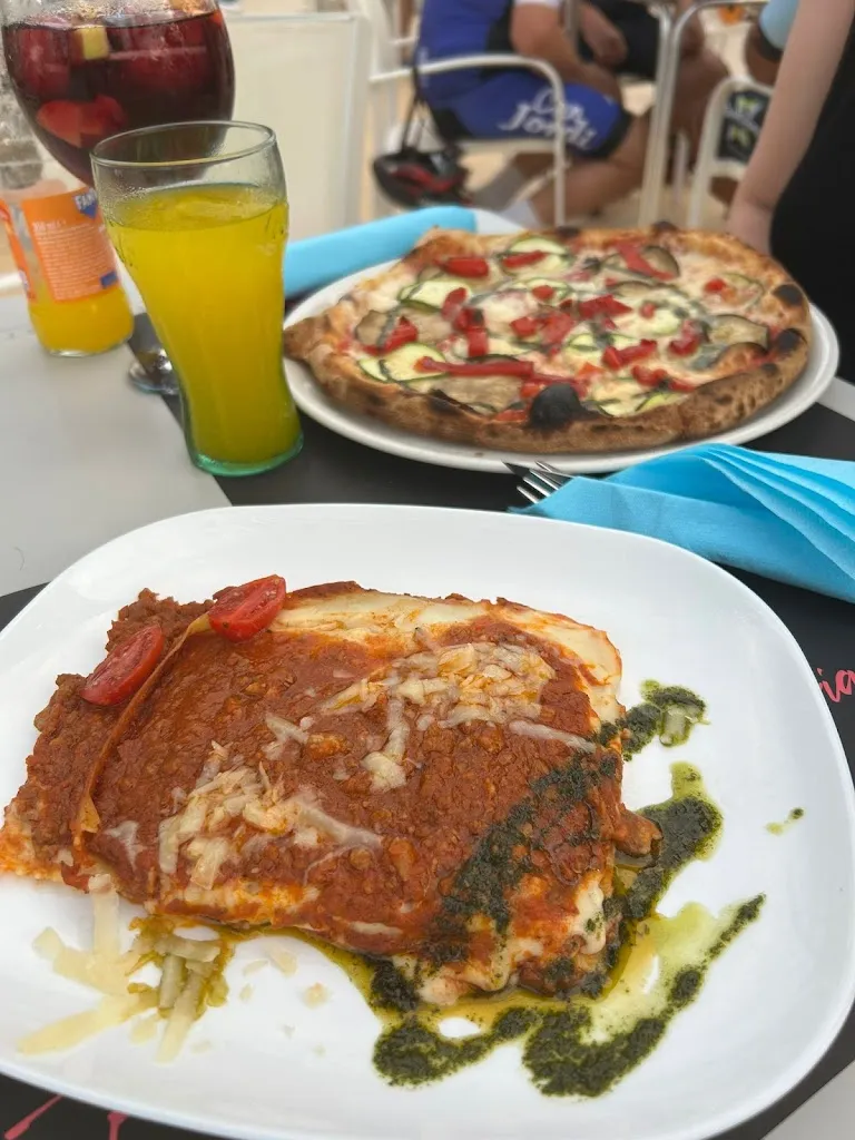 Laura Myers_La Taverna_Can Picafort_review