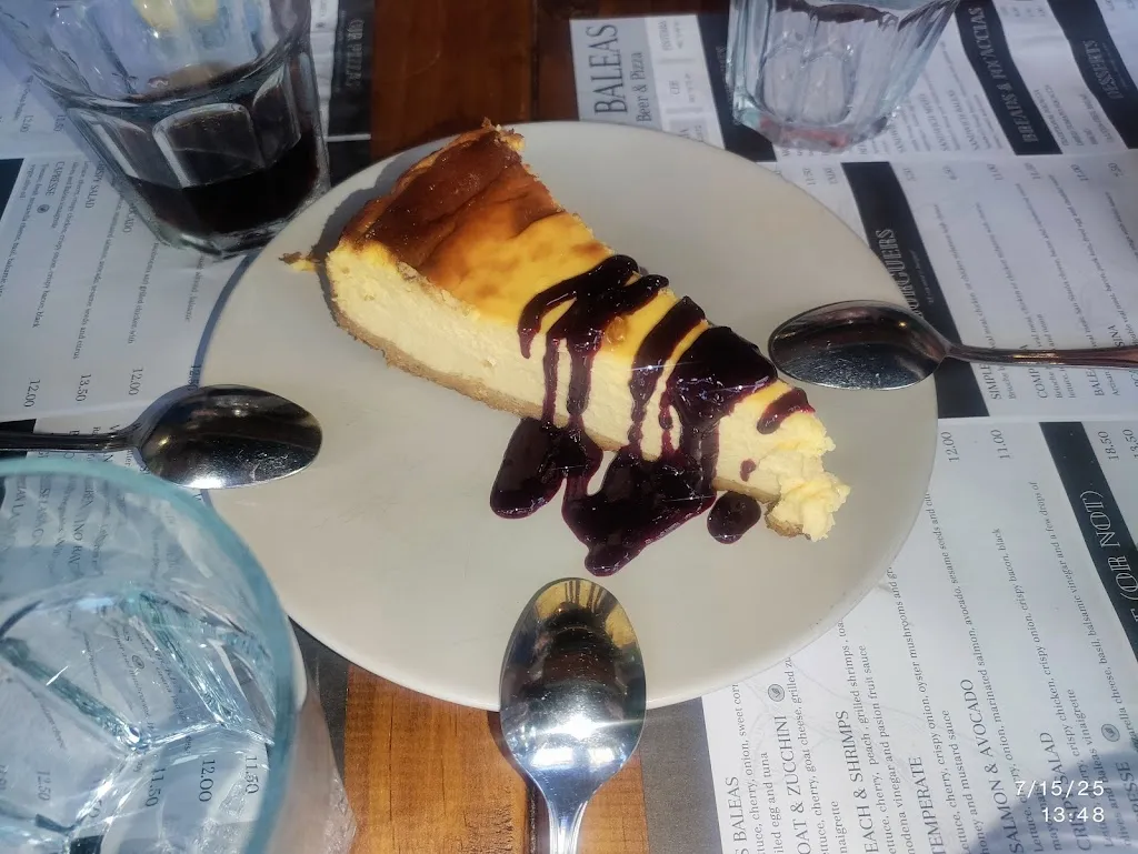 Sophia Shepard_AS BALEAS MUXÍA_Camariñas_review