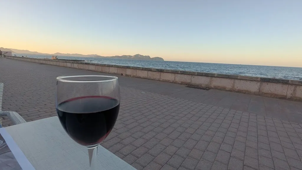 colin thomson_Sa Cova_Can Picafort_recensione